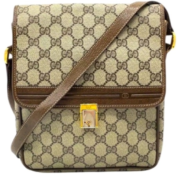 GUCCI GG Supreme Leather Crossbody w/Gold Tone Hardware and Key, Authentic. EUC - Picture 1 of 16